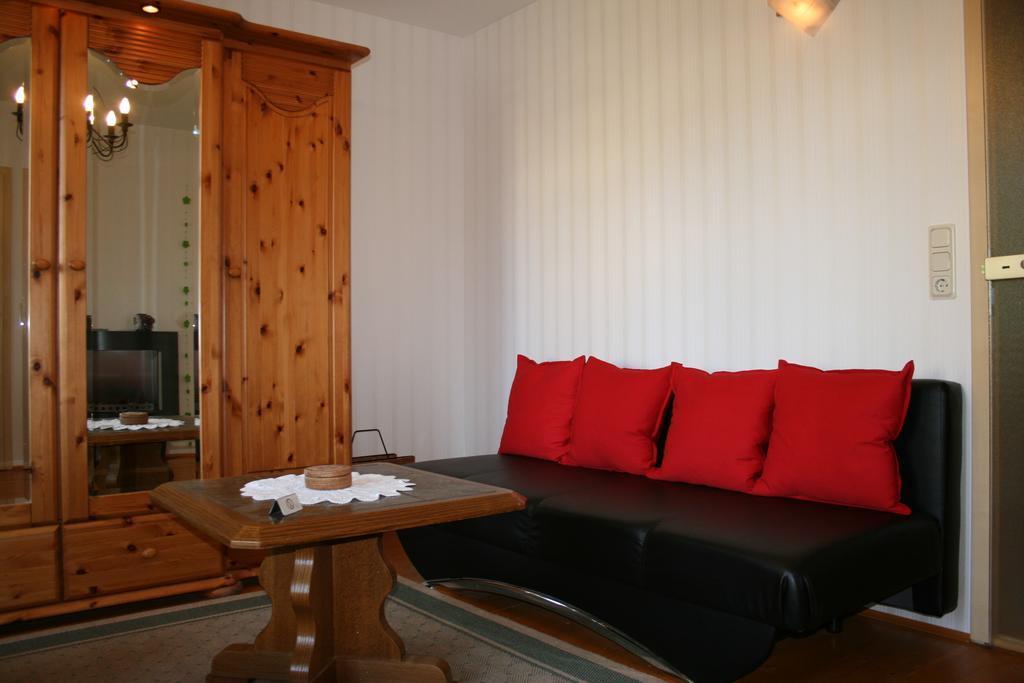 Family & Friends Apartment Wernigerode Ruang foto